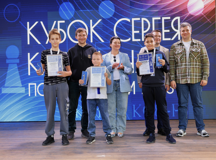 Фёдор Фоменко из Люберец сыграл вничью с чемпионом мира по шахматам Сергеем Карякиным